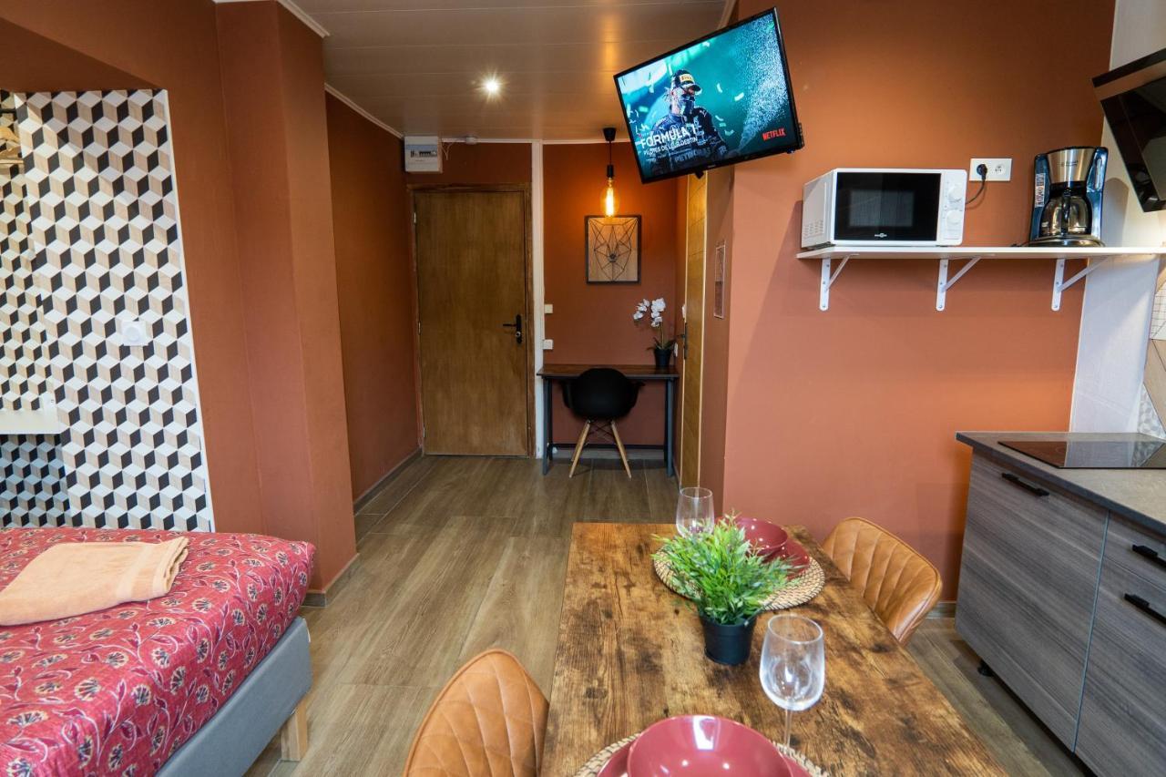 Capstay Color Valenciennes & Netflix Trith-Saint-Leger Exterior photo